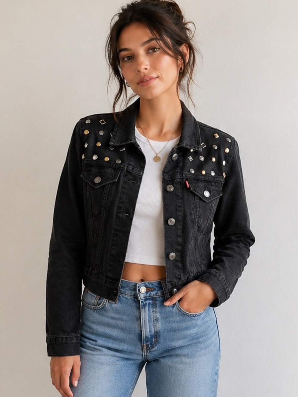 Levi’s Black Studded Denim Trucker Jacket Cropped Y2K Punk Rock Size S